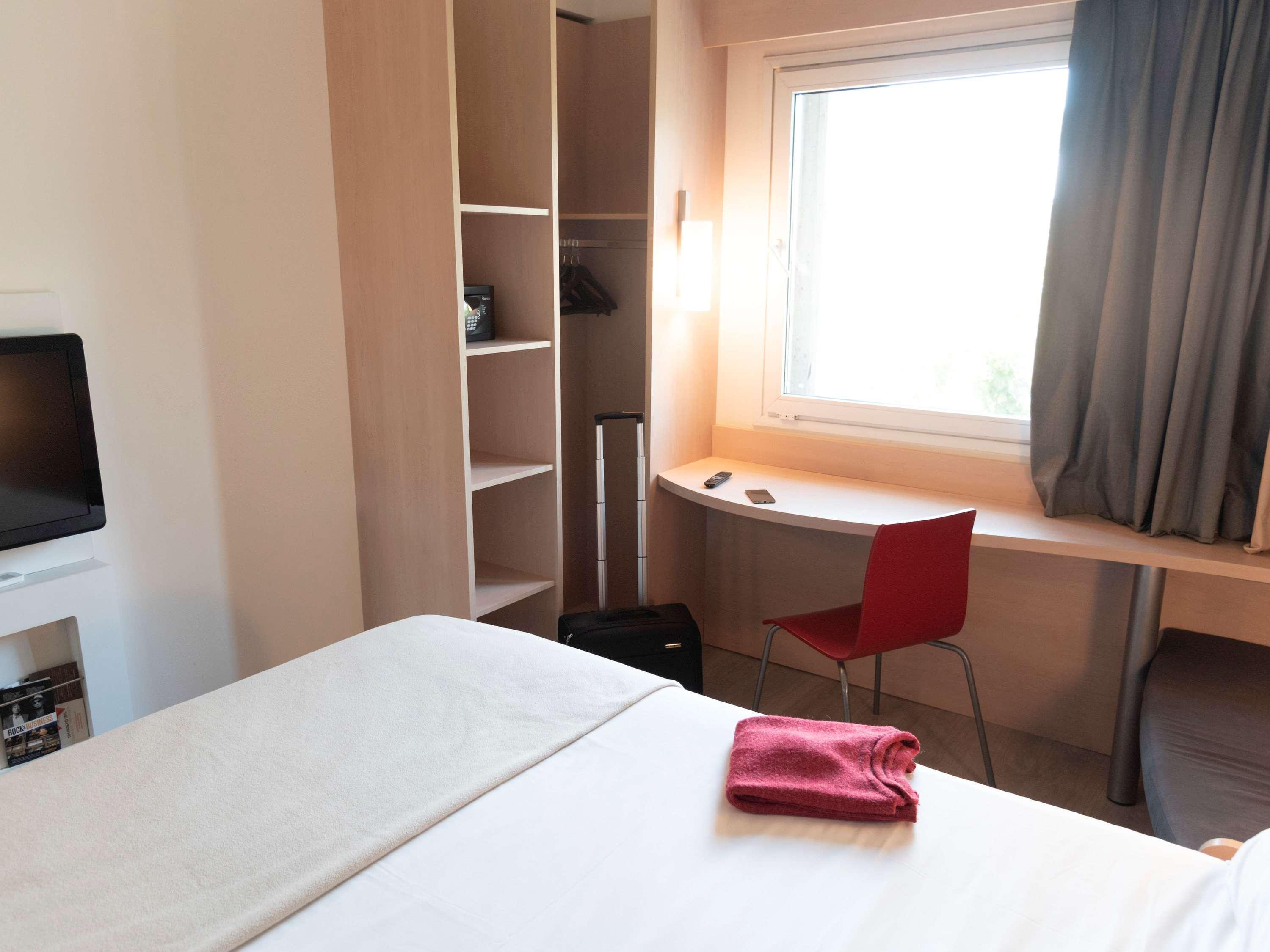 Ibis Pilar Hotel 3*