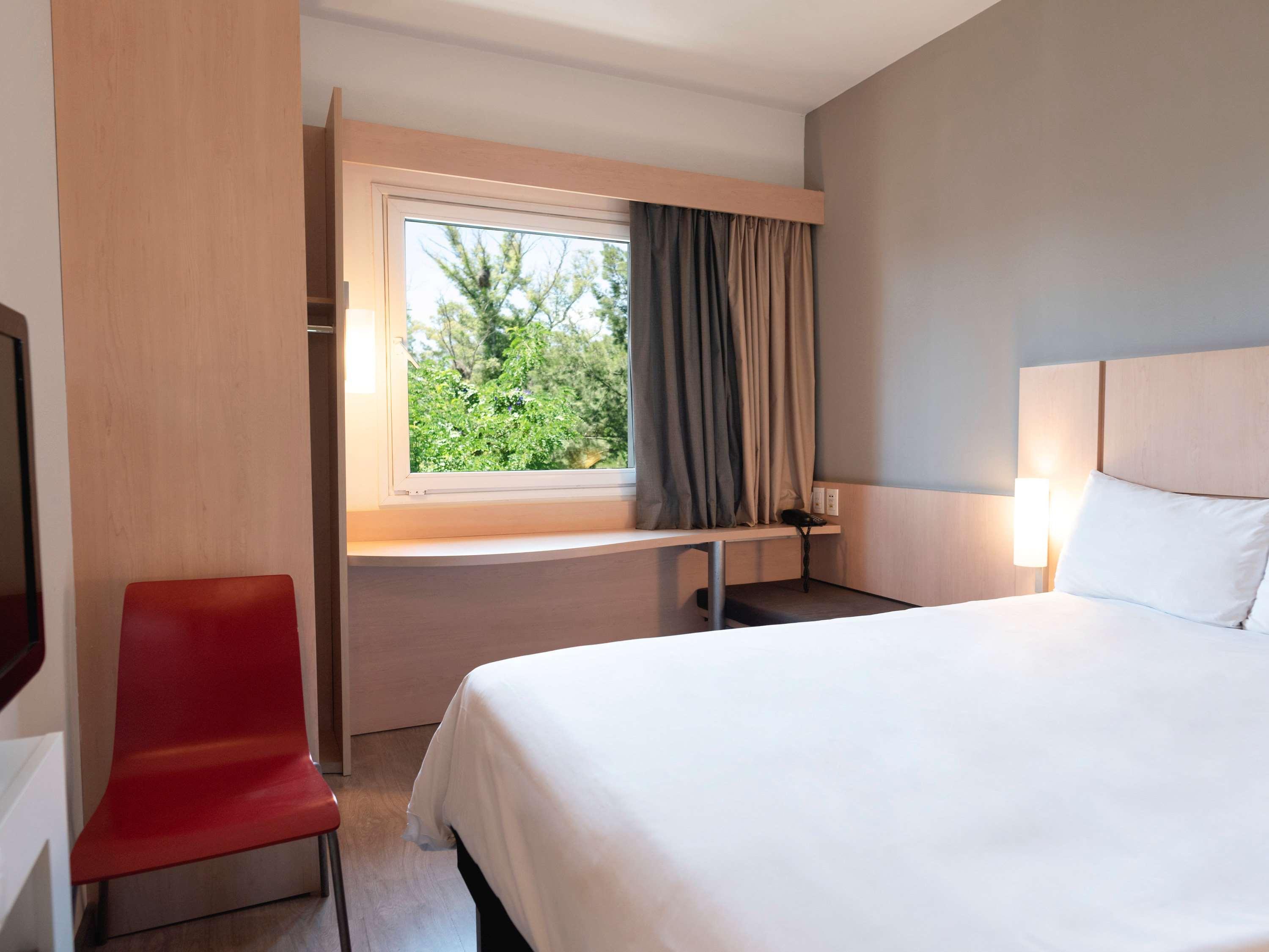 Ibis Pilar Hotel 3*