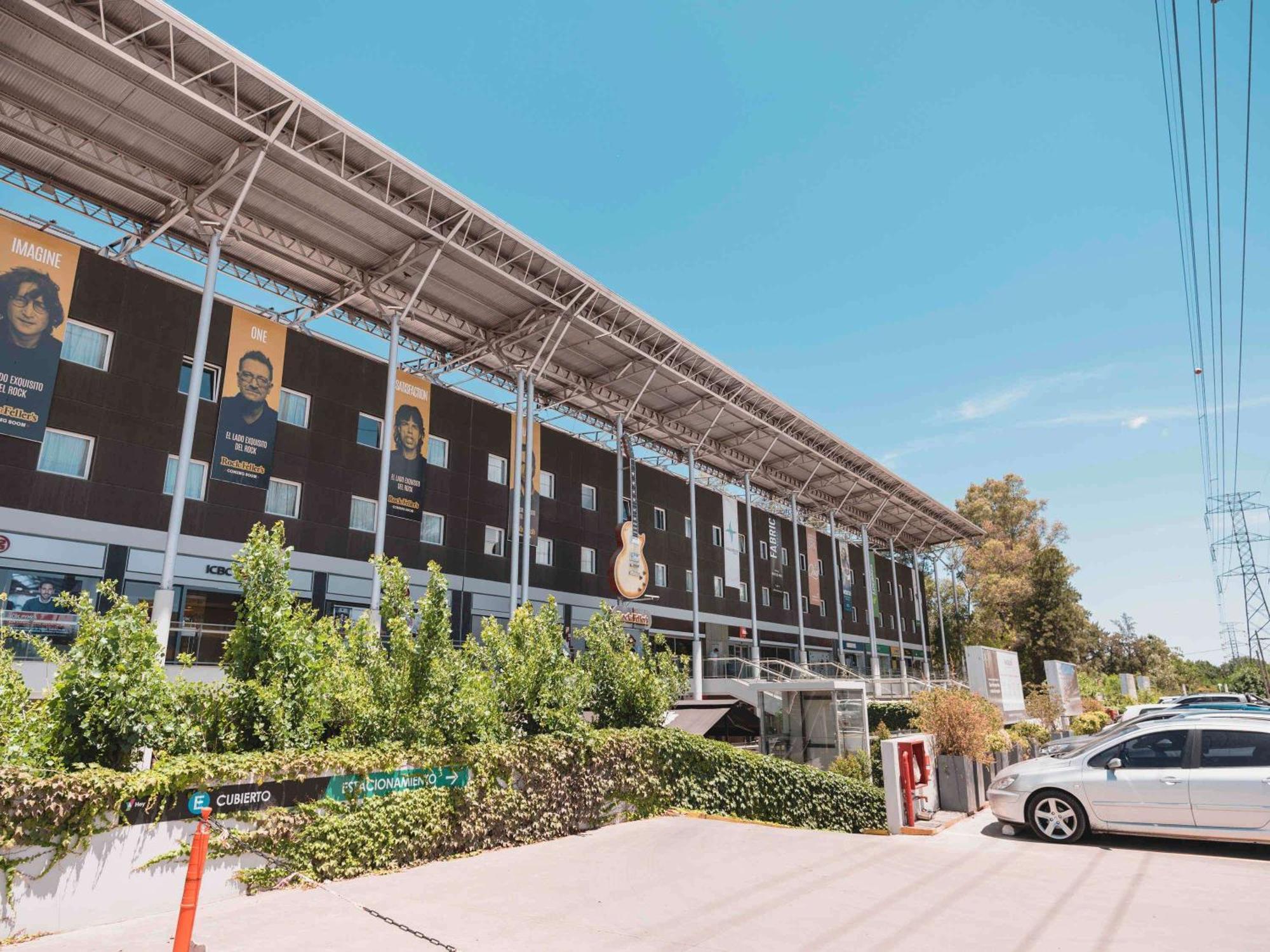 Hotel Ibis Pilar 3*
