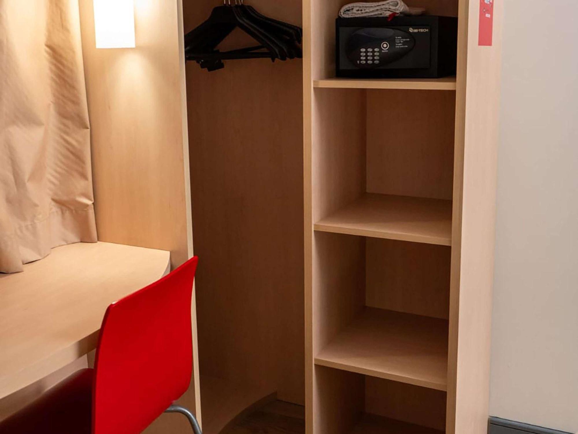 Ibis Pilar Hotel