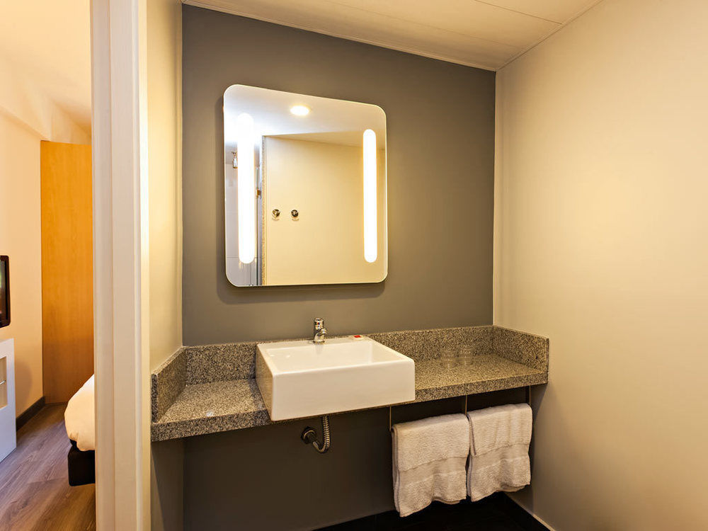 Hotel Ibis Pilar 3*