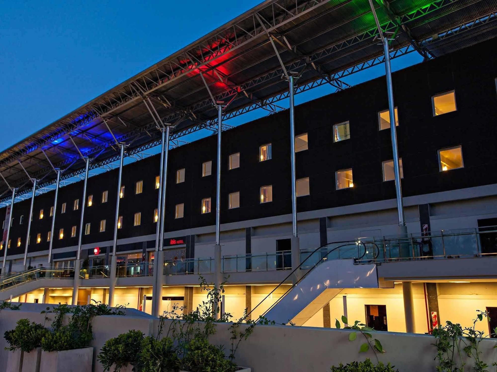 Ibis Pilar Hotel 3*